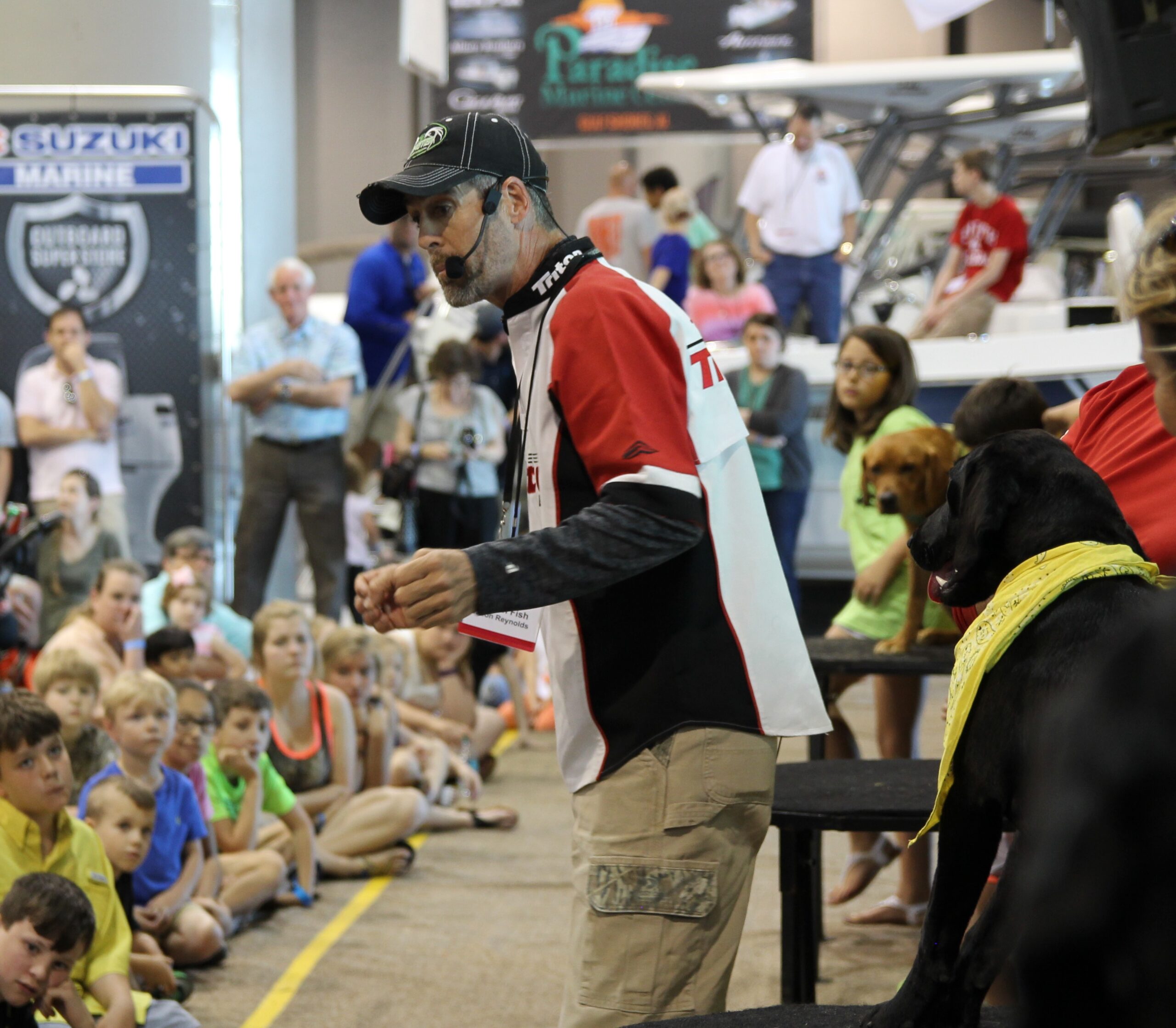 twiggy the squirrel at the boat show